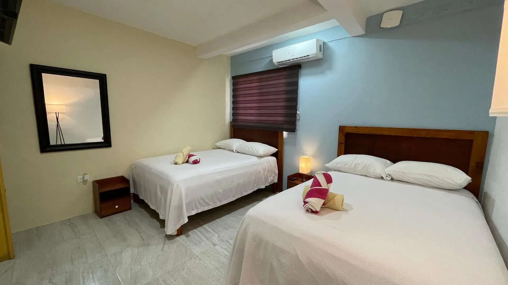 Casona Suites Косумель Гостевой дом